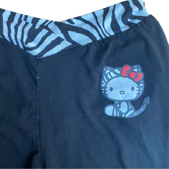 Hello Kitty Black Bike Shorts Size Small - Picture 3 of 4